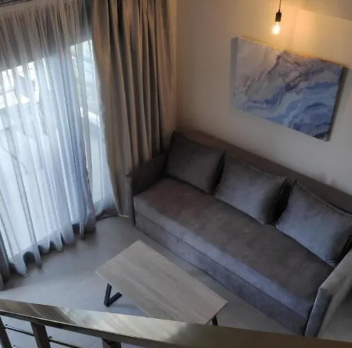 Amber Blue Nikiti (Sithonia)